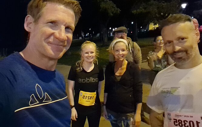 Philipp, Anna, Steffi und Andi beim Vienna Night Run
