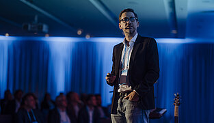 Bernd Pfeiffer als Speaker bei Nfon