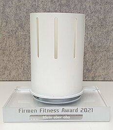 Trophäe 1. Platz beim Firmen-Fitness-Award 2021