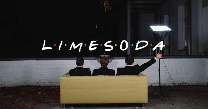 Die LimeSoda-Geschäftsführung auf der Couch.