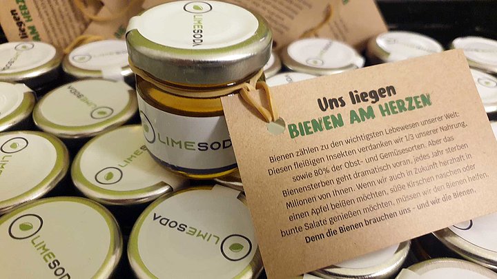 Bio-Honig aus der LIMESODA-Bienenpatenschaft