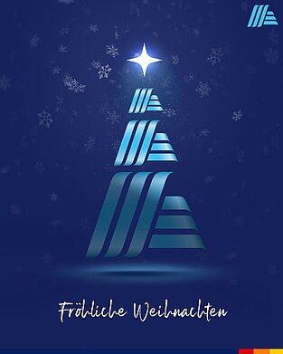 Hofer-Werbung mit stilisiertem Weihnachtsbaum Abstrakter Weihnachtsbaum, der aus den blauen Streifen des Hofer-Logos besteht, mit einer leuchtenden Sternspitze auf dunklem Hintergrund. Schneeflocken fallen sanft um den Baum herum. Text "Fröhliche Weihnachten."